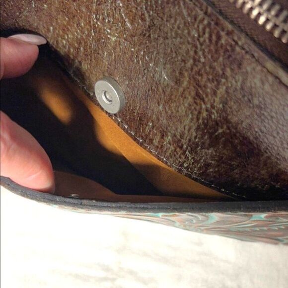 Patricia Nash Bacoli Crossbody bag Tooled turquoise Italian leather- EUC - Picture 11 of 16